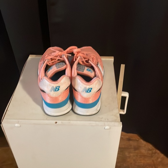 New balance women’s running shoes great condition size 9 - Picture 3 of 6